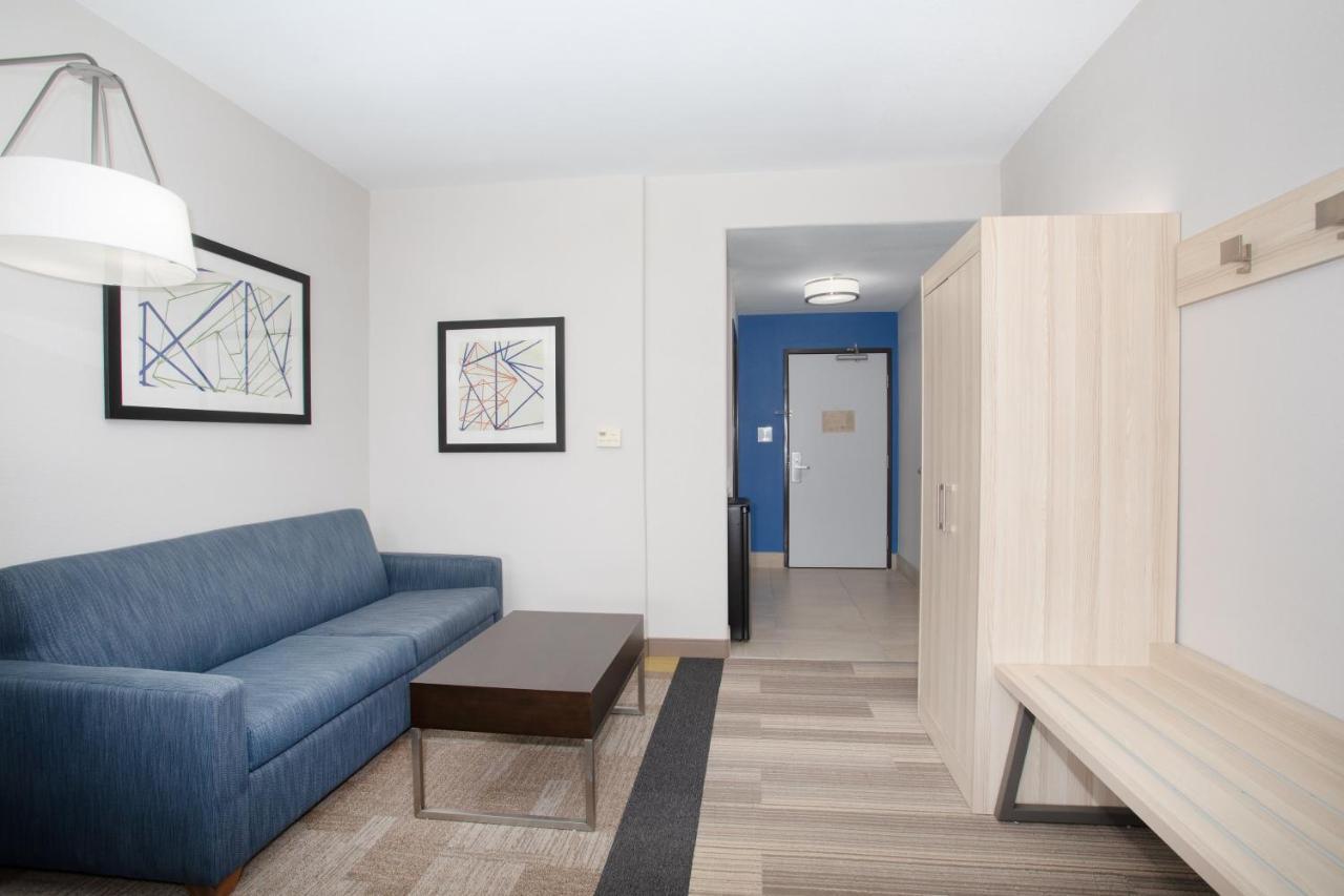 Holiday Inn Express & Suites Phoenix Glendale Dist By Ihg Rom bilde
