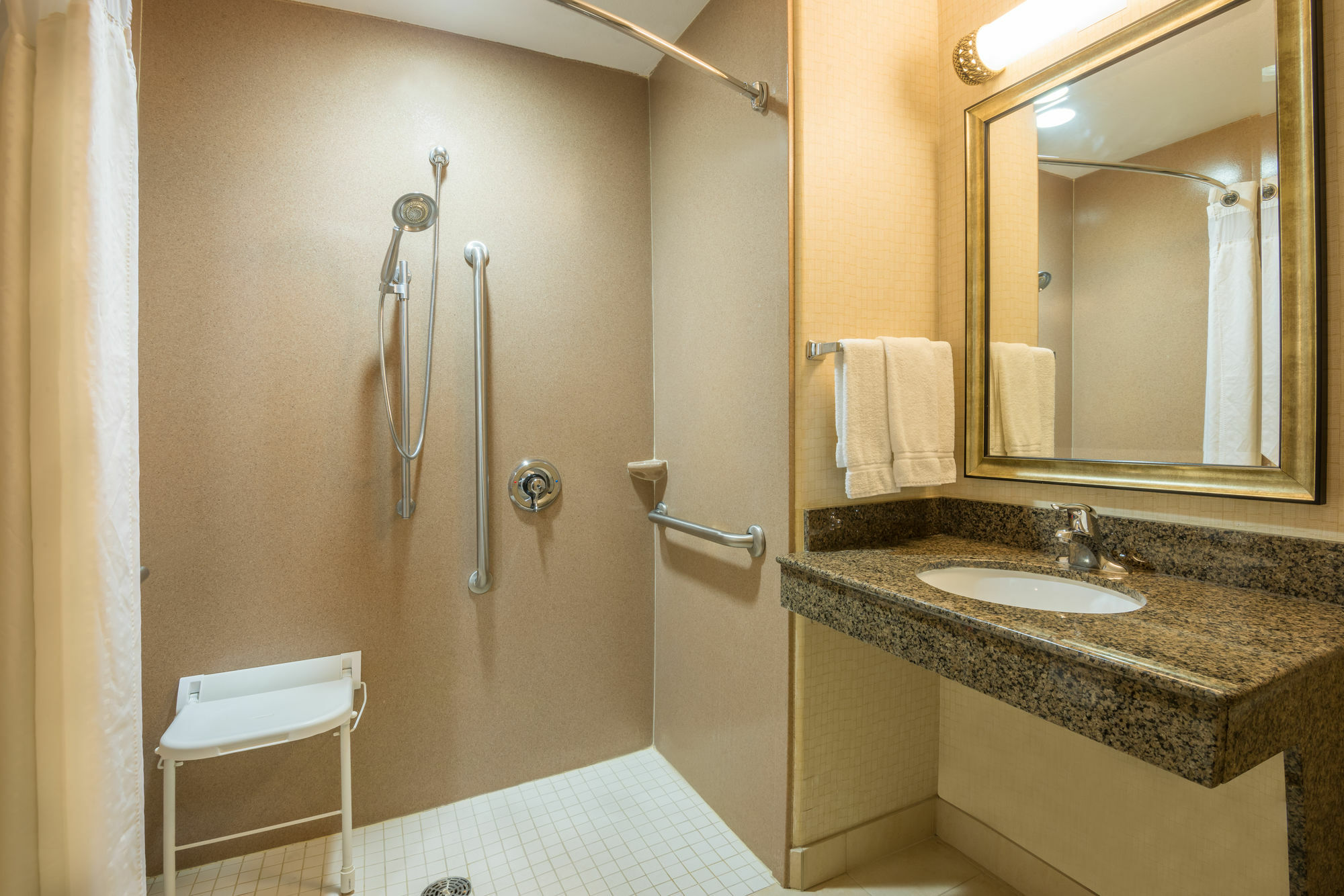 Holiday Inn Express & Suites Phoenix Glendale Dist By Ihg Eksteriør bilde