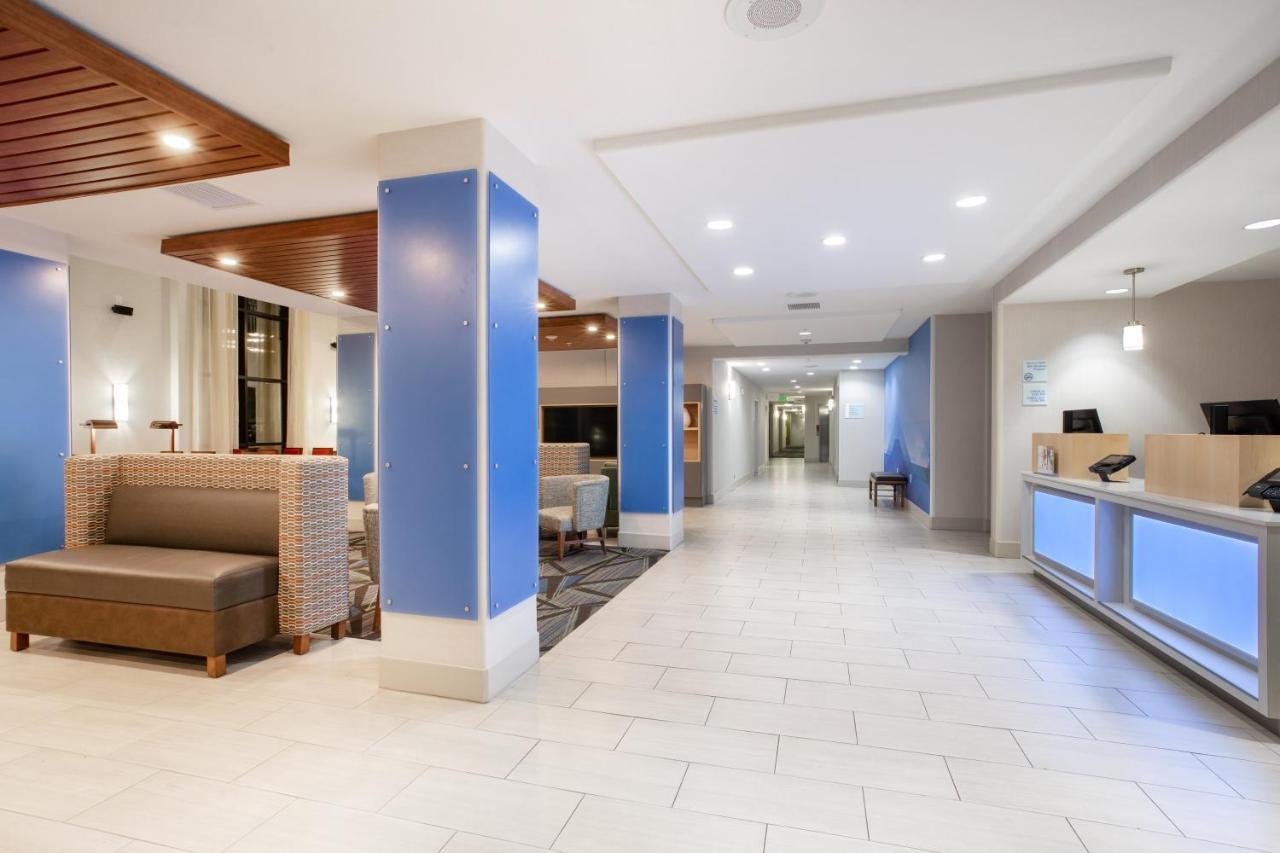 Holiday Inn Express & Suites Phoenix Glendale Dist By Ihg Eksteriør bilde